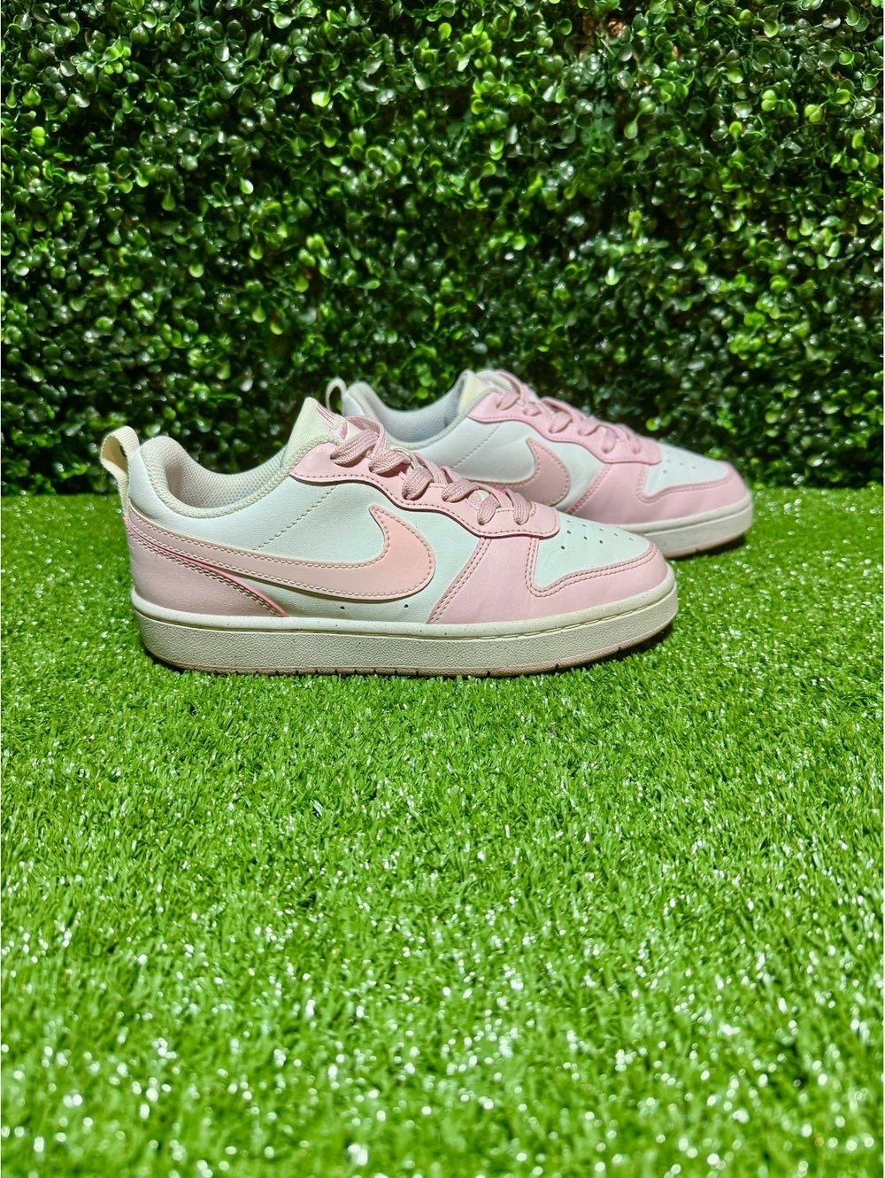 Nike Court Borough Low 2 White Pink Sneakers 5Y / Women’s 6.5